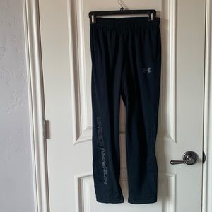 Boys under armor long pants, size M